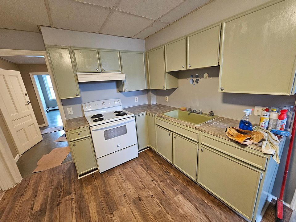 Kitchen 1