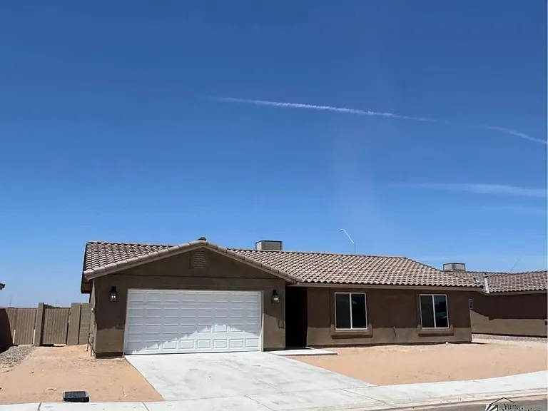 7338 E 44th Pl — Photo 1