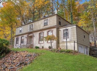 51 Raynor Rd, Morristown, NJ 07960