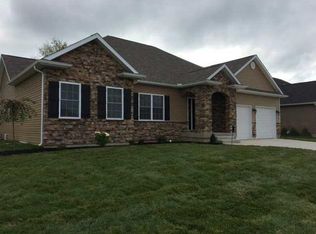 913 Arrow Dr, Troy, OH 45373