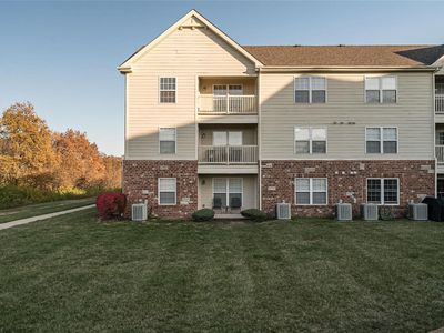 1414 Piedmont Cir, Saint Peters, MO, 63304