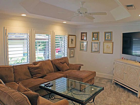 3rd image of 15 Balmoral Dr