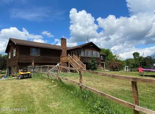 144 Lake Rd, Crown Point, NY 12928