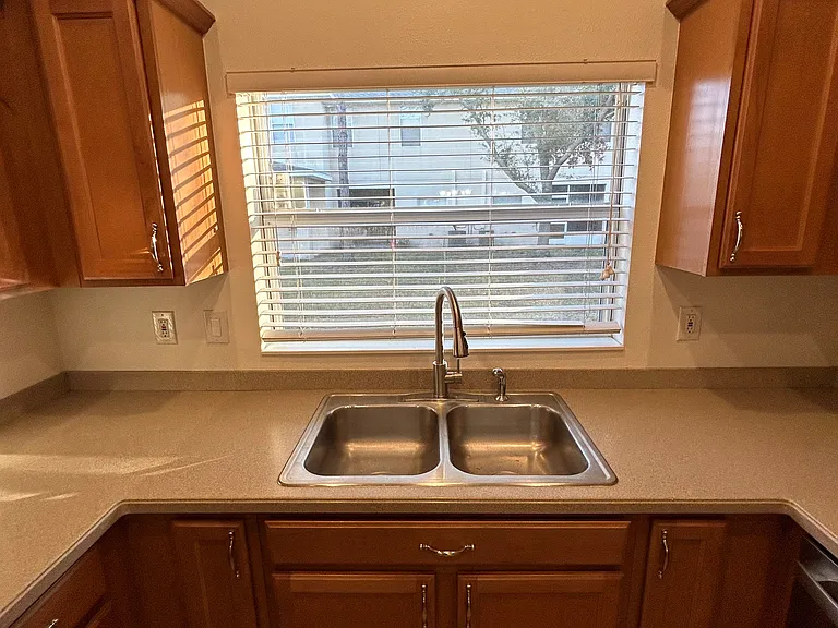 9909 Palermo Breeze Way — Photo 16
