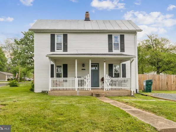 12051 N Duey Rd, Remington, VA 22734