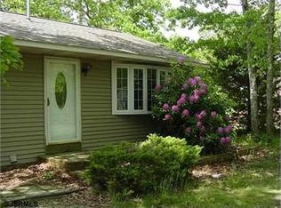 26 Evergreen Dr, Ocean View, NJ 08230