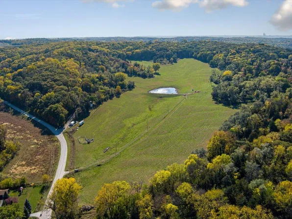 Jefferson Ave, Crescent, IA 51526