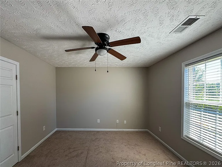 136 Ivystone Dr — Photo 24