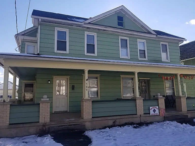 1st image of 560 W Main St