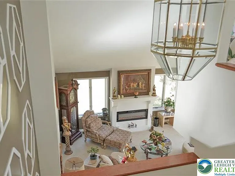 1319 Shady Ln — Photo 45