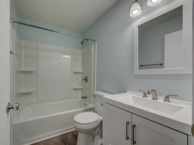 1417 Jefferson St — Photo 13