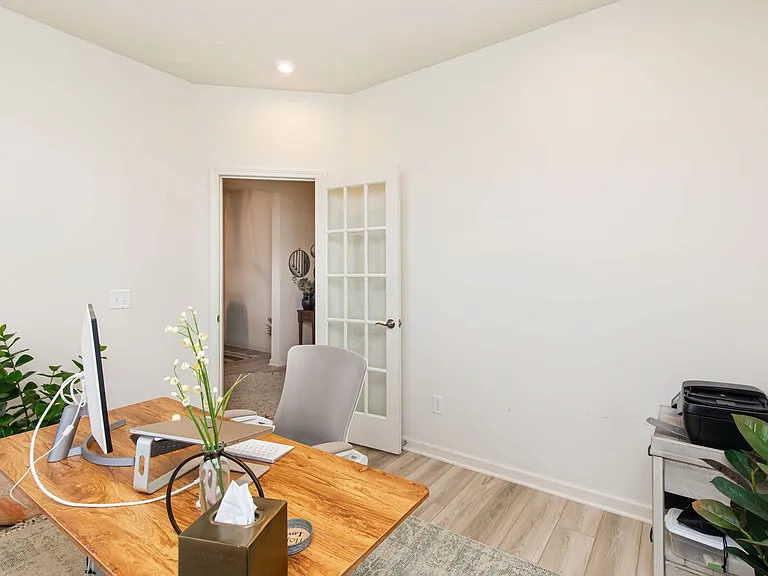6787 Oakcrest Dr — Photo 6