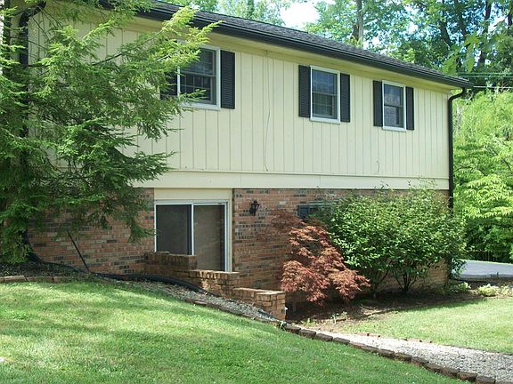 5th image of 4415 Riverview Ave