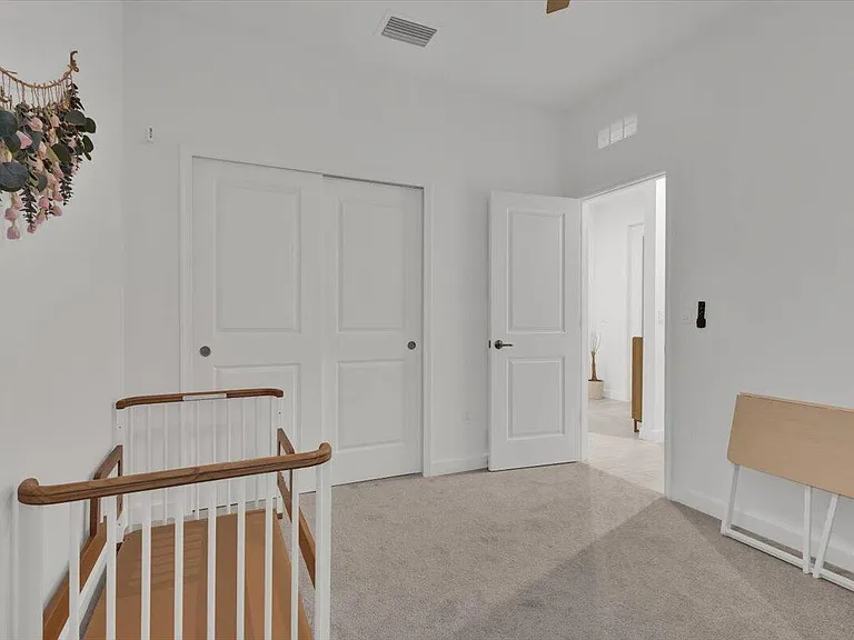 14391 SW Skye Dr — Photo 28