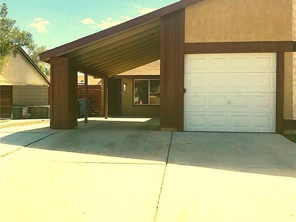 3rd image of 7025 Sylvan Oak Dr