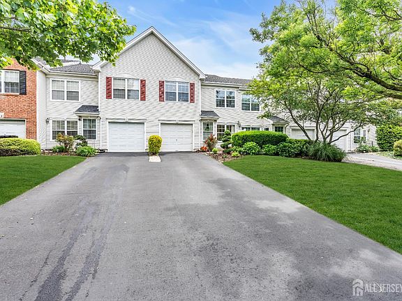 4th image of 5 Ardmore Pl