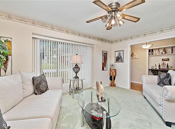5th image of 10724 Bellaire Ave