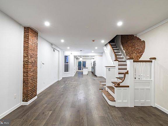 4th image of 531 S 55th St