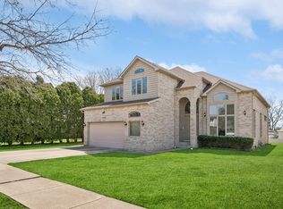 3119 Old Glenview Rd, Wilmette, IL 60091