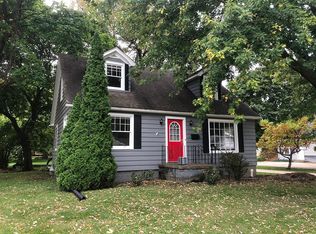 432 E Pearl St, Geneseo, IL 61254