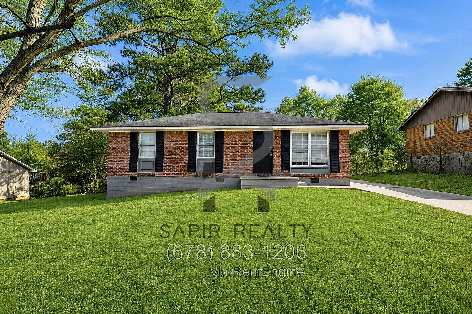 3 bed, 1.5 bath, 1328 sqft, $1,500 — Photo 1