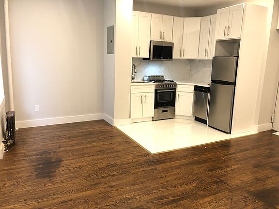 2nd image of 147 E 117th St #1J