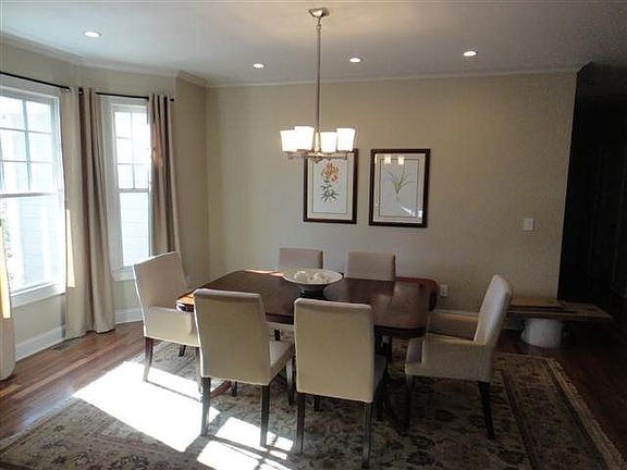 4th image of 153 Crestview Dr