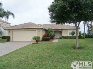 542 NW Waverly Cir, Port Saint Lucie, FL 34983