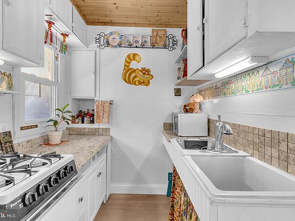 5th image of 10957 Chesapeake Dr