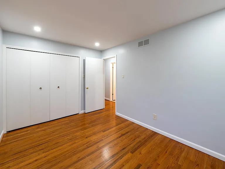 107 Bloomfield Blvd — Photo 22