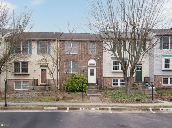 6060 Chicory Pl, Alexandria, VA 22310
