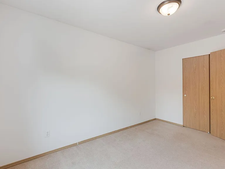 2116 82nd Dr NE — Photo 17