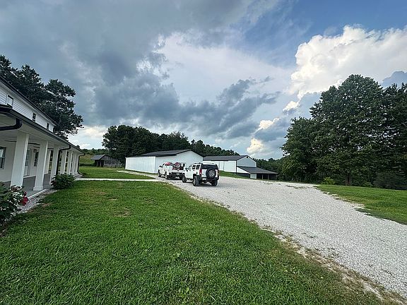 4th image of 441 Conway Rd