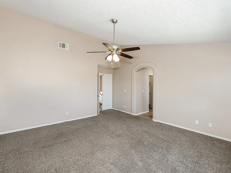 268 Sundial St — Photo 11