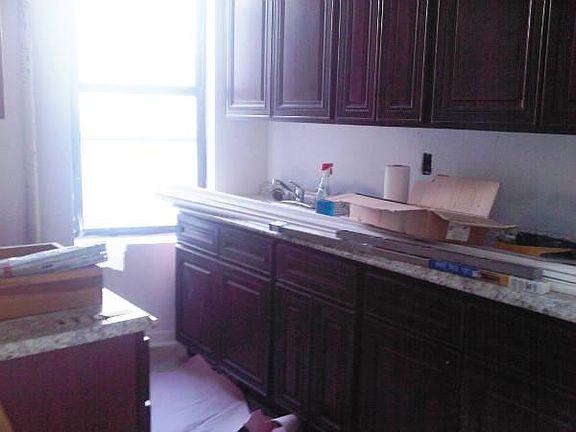 4th image of 440 Senator St APT 20