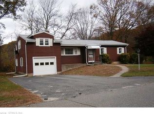 10 Reservoir Rd, Old Saybrook, CT 06475