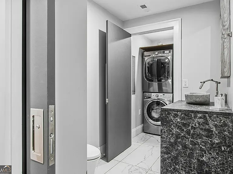 1280 W Peachtree St NW — Photo 21