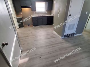 8201 Spring Valley Rd #4D, Belton, MO 64012