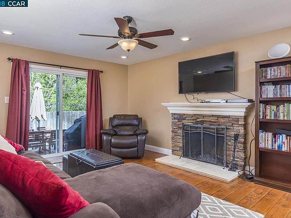 3rd image of 5223 Marvue Cir