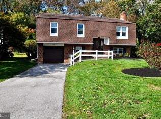 956 Millison Dr, Springfield, PA 19064