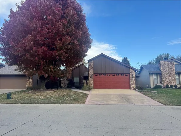 3117 Golf Cir, Danville, IL 61832