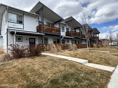 Hamilton Heights Apartments - 201 — Photo 3