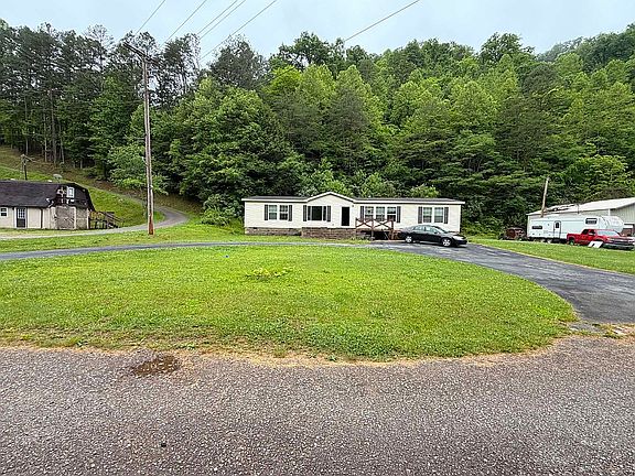 3rd image of 25 Evans Ln
