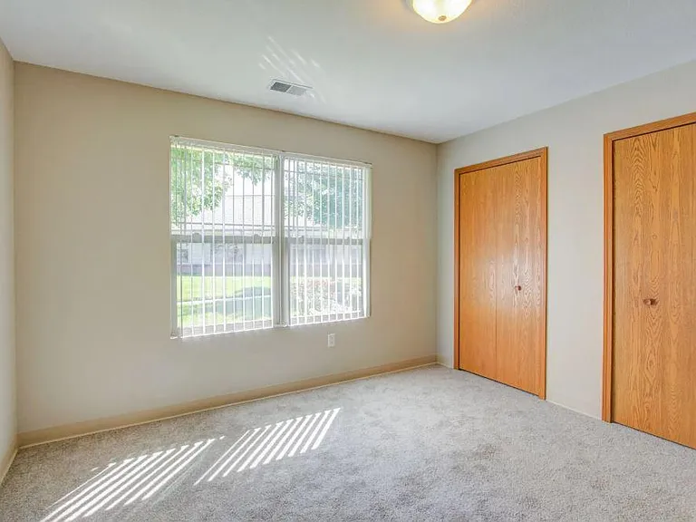 8160 Sunset Ln — Photo 16