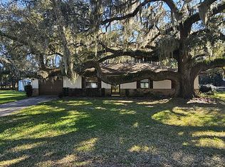 9380 W Wisconsin Ct, Crystal River, FL 34428