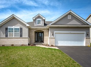 746 N Sunrise Dr, Romeoville, IL 60446