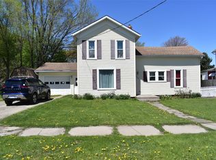 10066 Sampson Ave, Lake City, PA 16423