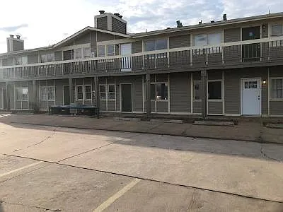 9560 E Lincoln St #2 — Photo 1