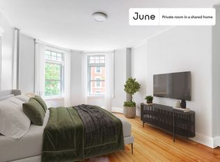 10 Strathmore Rd #1D, Brookline, MA 02445