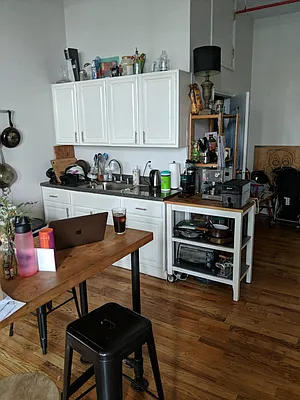 Rented by Carnegie Management Inc | media 32